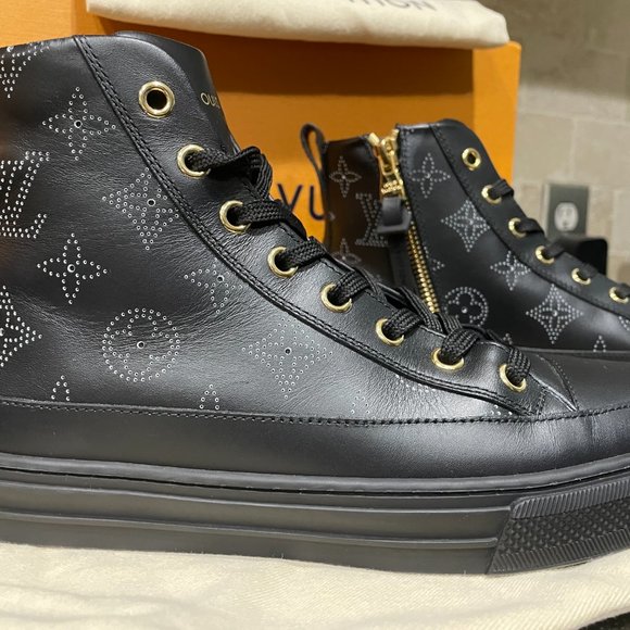 Louis Vuitton Stellar Sneaker - Picture 4 of 7